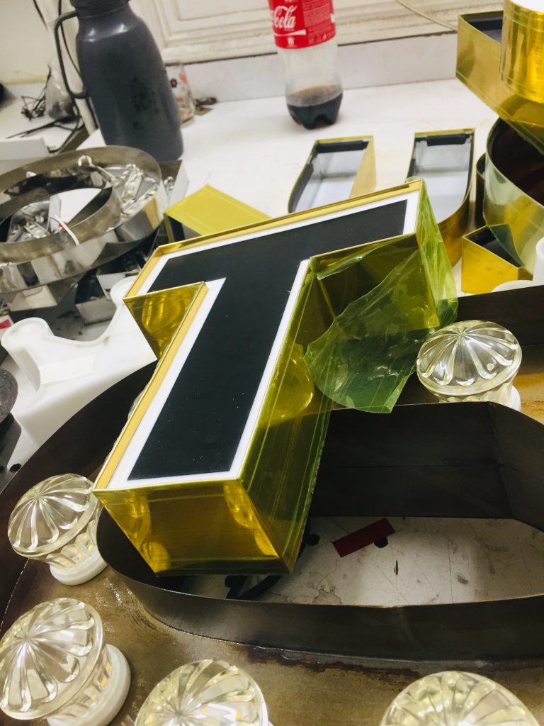 ساخت تابلو چلنیوم