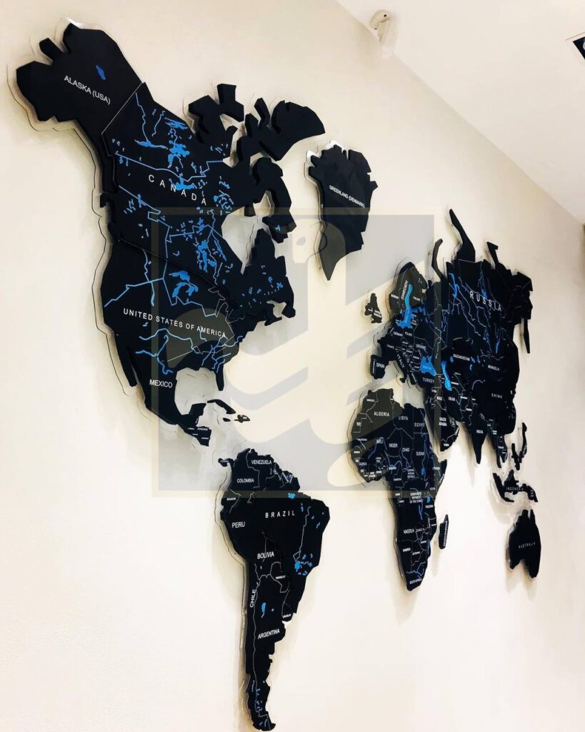 تابلو دیواری نقشه جهان چوبی 